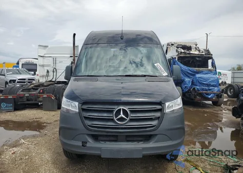 2019 Mercedes-Benz Sprinter 2500/3500 z USA, uszkodzony, nr VIN WDZPF1CD1KT010216